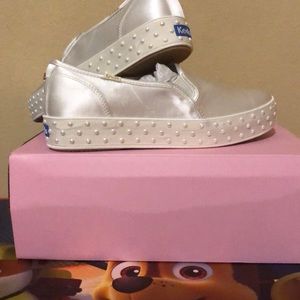 Triple deck woman shoes